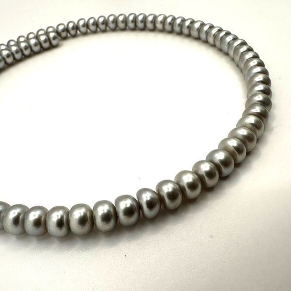 Faux pearl wrap around choker necklace - Picture 4 of 6